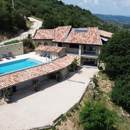 Ferienhaus La Ferme D'helyette Toulaud